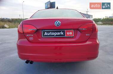 Седан Volkswagen Jetta 2013 в Львове