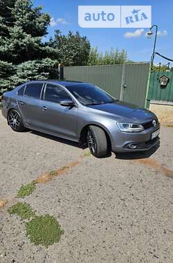 Седан Volkswagen Jetta 2013 в Полтаві