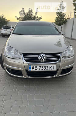 Седан Volkswagen Jetta 2008 в Гайсину