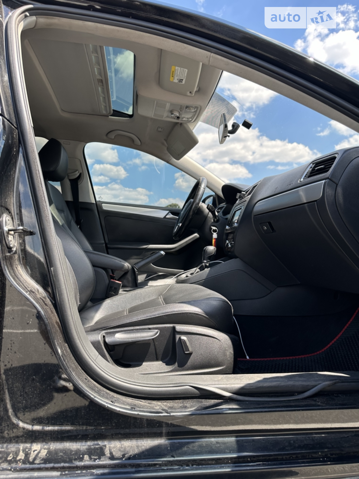 2012 Volkswagen Jetta - мініатюра 2