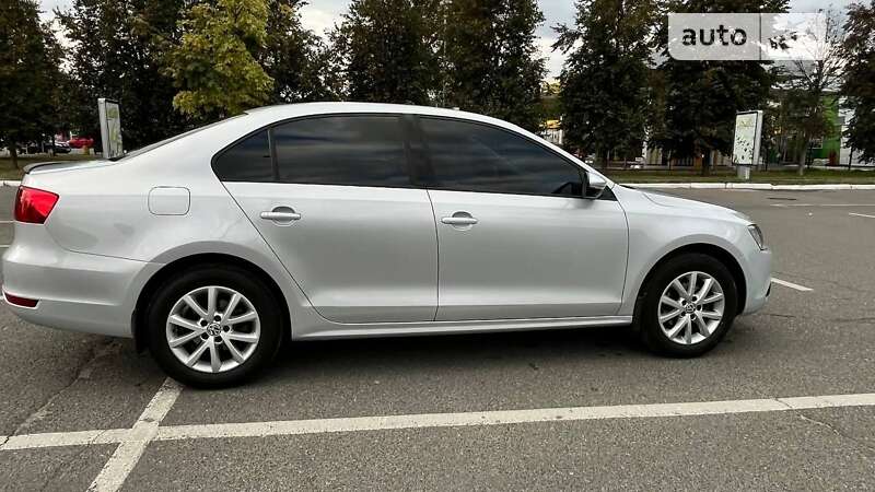 Седан Volkswagen Jetta 2012 в Києві фото 4 Седан Volkswagen Jetta 2012 в Києві
