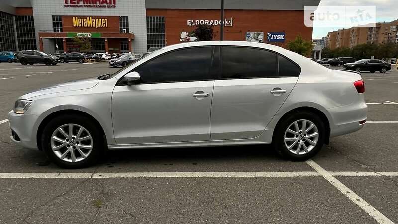 Седан Volkswagen Jetta 2012 в Києві фото 5 Седан Volkswagen Jetta 2012 в Києві