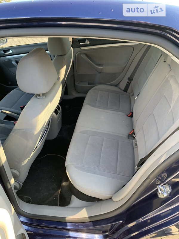 Седан Volkswagen Jetta 2007 в Виннице