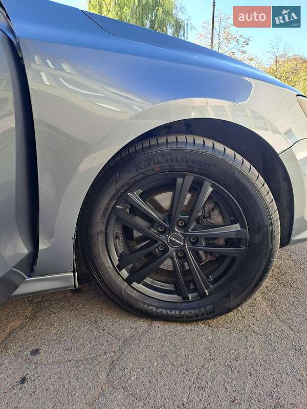 Седан Volkswagen Jetta 2016 в Кривом Роге