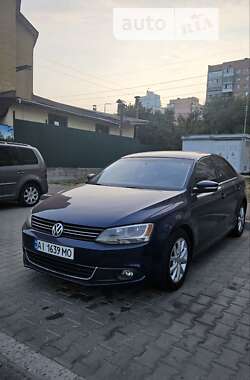 Седан Volkswagen Jetta 2012 в Києві