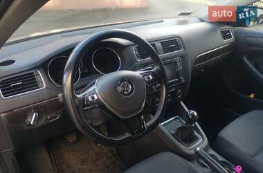 Седан Volkswagen Jetta 2016 в Луцке