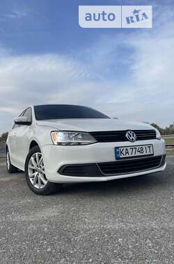 Седан Volkswagen Jetta 2013 в Березане