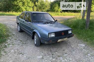 Купе Volkswagen Jetta 1984 в Тячеве