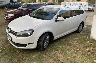 Універсал Volkswagen Jetta 2013 в Бучі