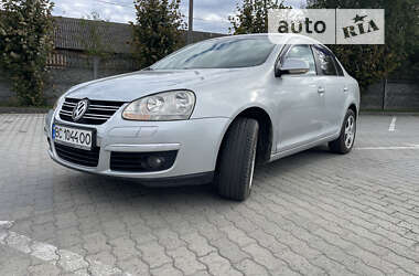 Седан Volkswagen Jetta 2008 в Львове