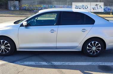 Седан Volkswagen Jetta 2010 в Києві