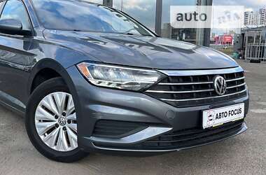 Седан Volkswagen Jetta 2018 в Києві