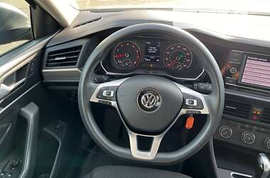 Седан Volkswagen Jetta 2018 в Києві