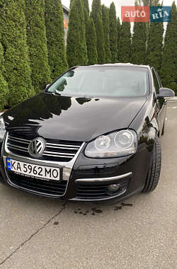 Седан Volkswagen Jetta 2008 в Володимирці