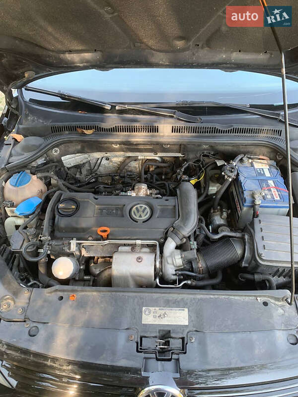 Седан Volkswagen Jetta 2012 в Житомире