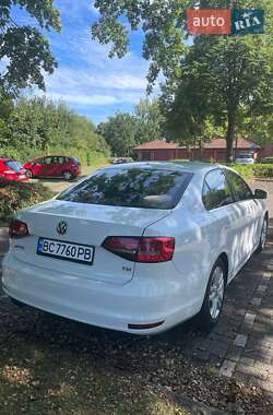 Седан Volkswagen Jetta 2016 в Києві