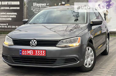 Седан Volkswagen Jetta 2012 в Лубнах