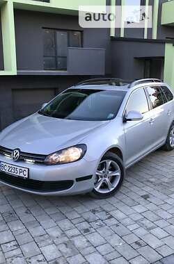 Універсал Volkswagen Jetta 2012 в Дрогобичі