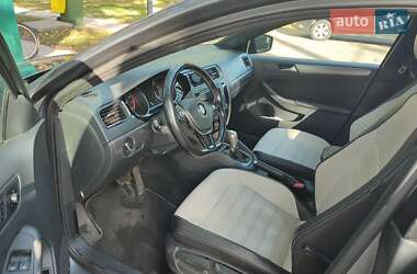 Седан Volkswagen Jetta 2016 в Ирпене