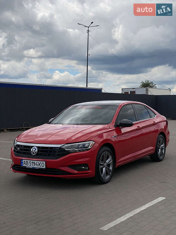 Седан Volkswagen Jetta 2020 в Вінниці