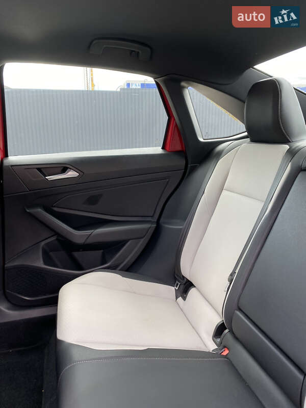 Седан Volkswagen Jetta 2020 в Вінниці