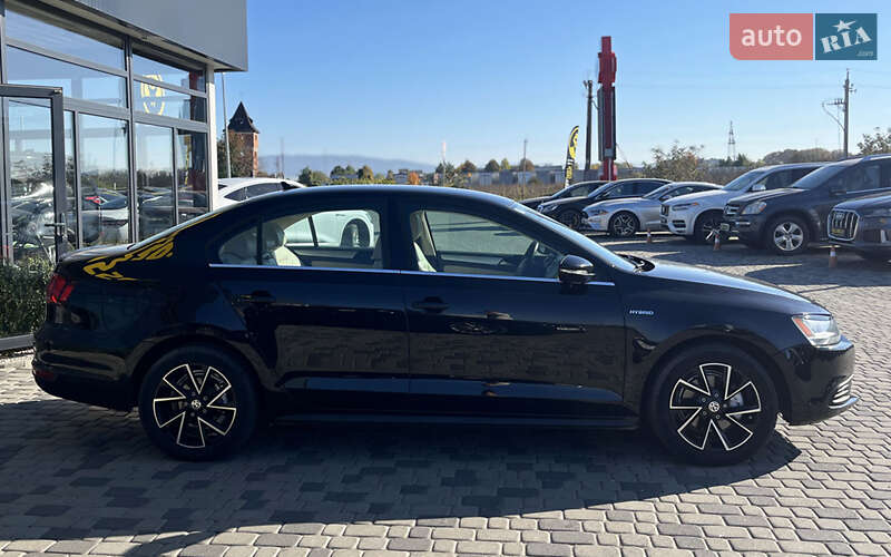 Седан Volkswagen Jetta 2013 в Мукачево