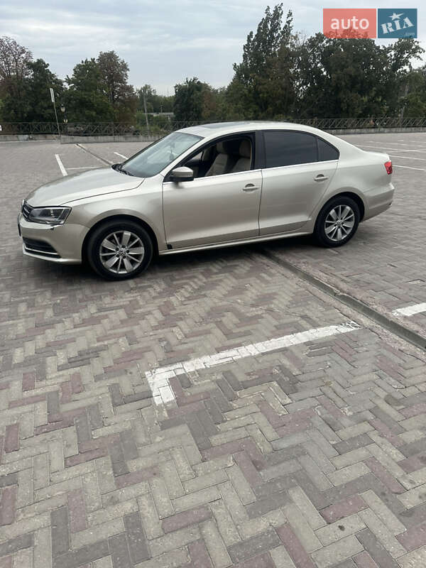 Седан Volkswagen Jetta 2014 в Харькове