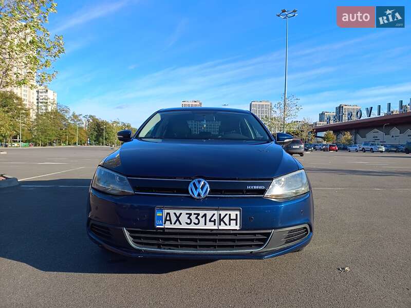 Седан Volkswagen Jetta 2014 в Києві