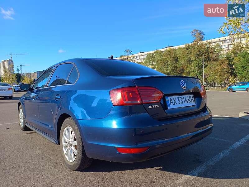 Седан Volkswagen Jetta 2014 в Києві
