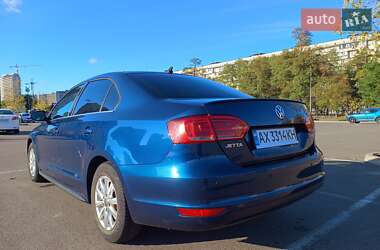 Седан Volkswagen Jetta 2014 в 