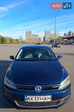 Седан Volkswagen Jetta 2014 в 