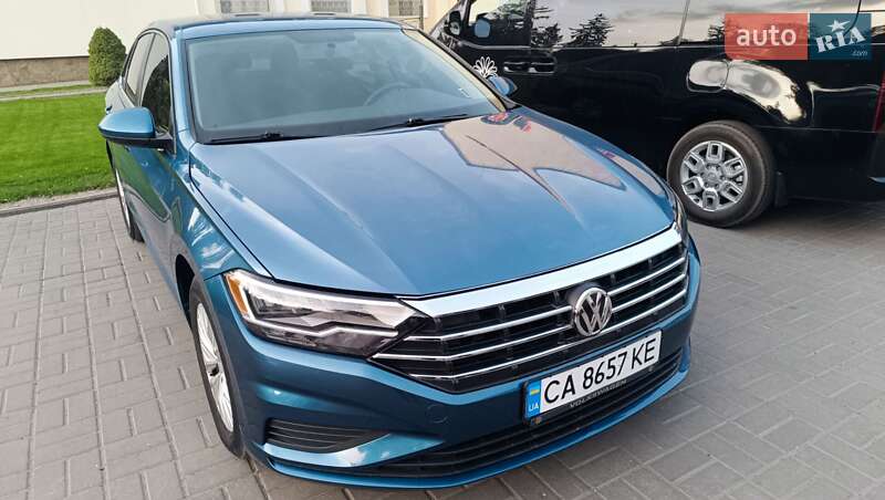 Седан Volkswagen Jetta 2018 в Смілі