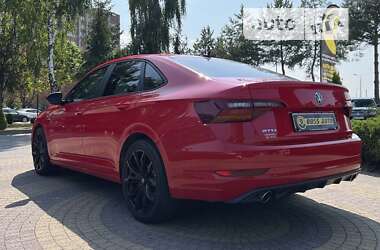 Седан Volkswagen Jetta 2018 в Львові