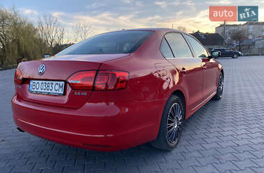 Седан Volkswagen Jetta 2012 в Зборові