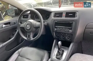 Volkswagen Jetta 2014