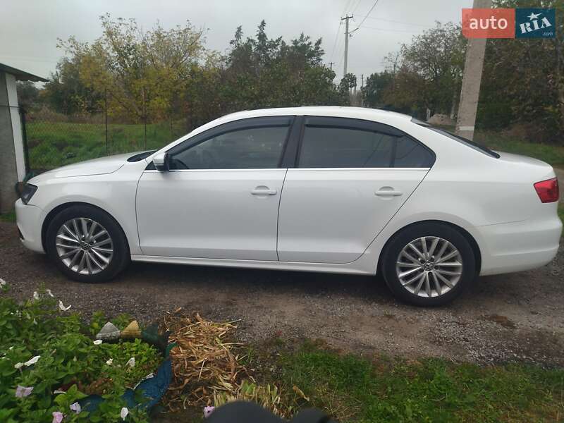Седан Volkswagen Jetta 2011 в Вознесенске