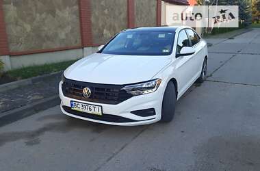 Седан Volkswagen Jetta 2021 в Львові