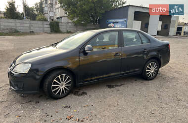 Седан Volkswagen Jetta 2006 в 