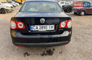 Седан Volkswagen Jetta 2006 в 