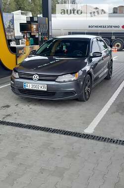 Седан Volkswagen Jetta 2013 в Киеве