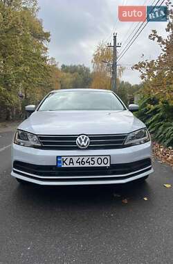 Седан Volkswagen Jetta 2017 в Киеве