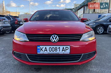 Седан Volkswagen Jetta 2014 в Киеве