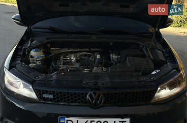 Седан Volkswagen Jetta 2011 в Львове