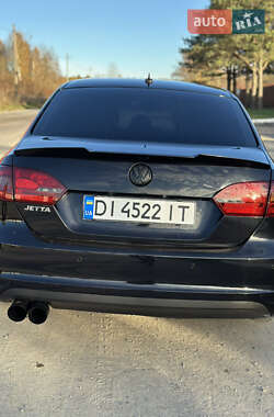 Седан Volkswagen Jetta 2011 в Львове