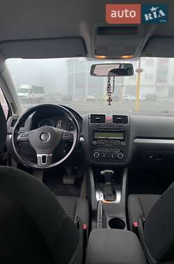 Седан Volkswagen Jetta 2010 в Хмельницькому