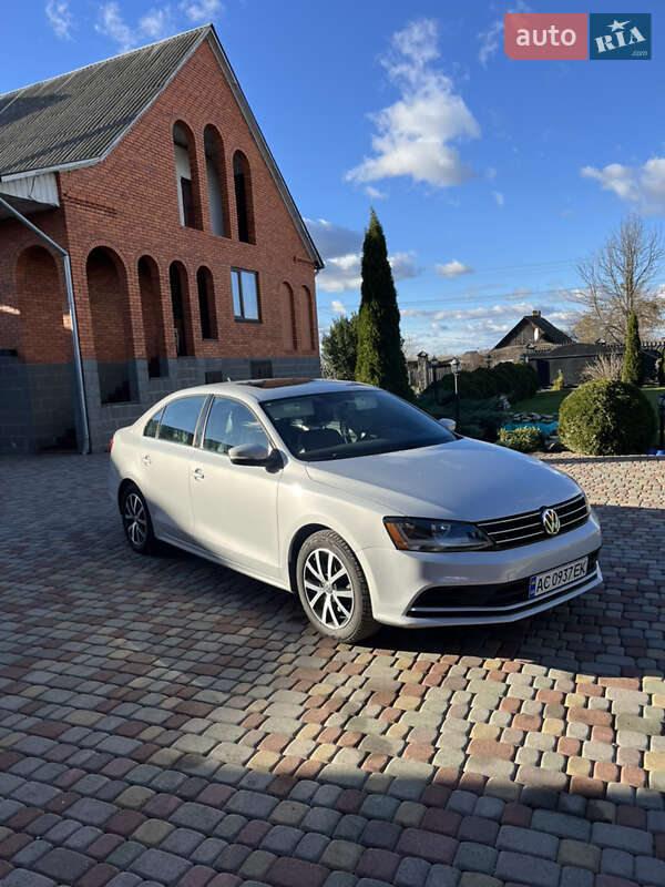 Седан Volkswagen Jetta 2017 в Луцьку
