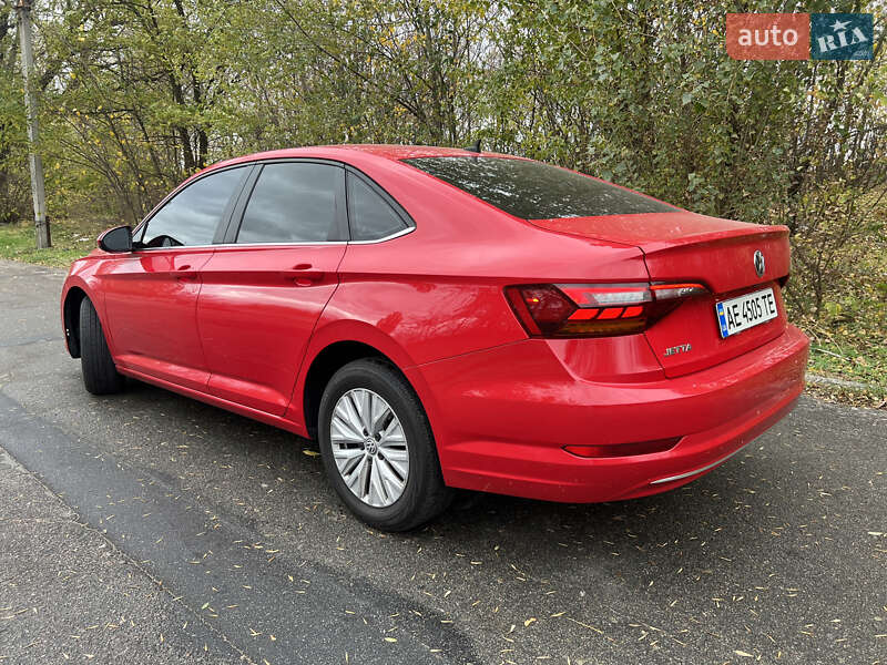 Седан Volkswagen Jetta 2019 в Дніпрі
