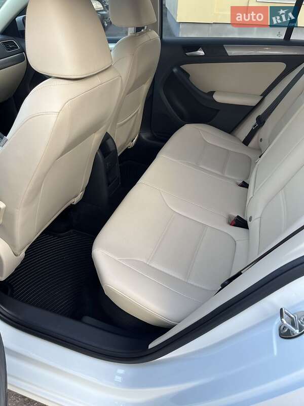 Седан Volkswagen Jetta 2017 в Полтаве