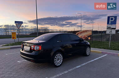 Седан Volkswagen Jetta 2008 в Черкасах