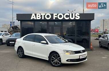 Седан Volkswagen Jetta 2014 в Києві